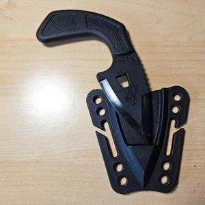 Ka-Bar Shark Bite neck knife